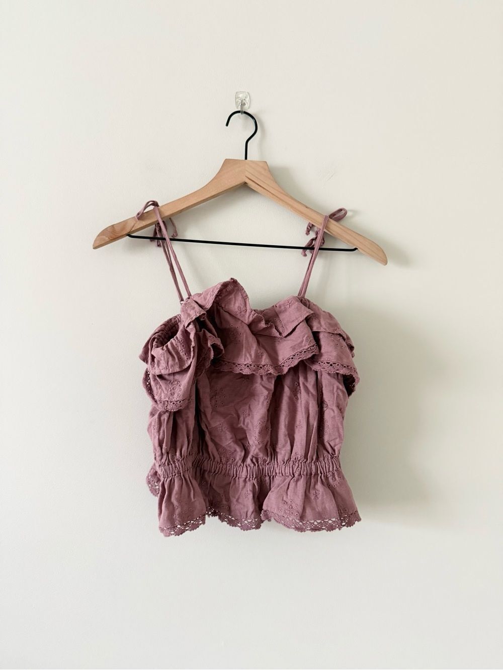 American Eagle Outfitters Cotton Blend Mauve Ruffle Tie-Shoulder Camisole Size S